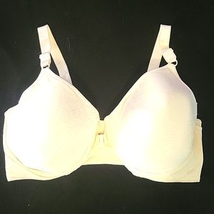 Bali white padded underwire front closure bra sz.42D